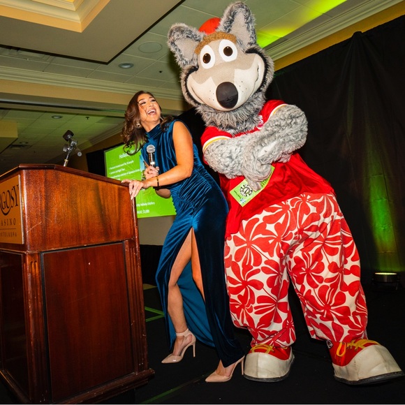 Meet your Posher, Gabriella - Picture 10 of 14